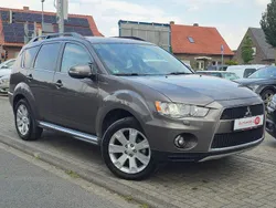 Braun Gebraucht 2011 Mitsubishi Outlander SUV | 6.490 € (Fairer Preis)