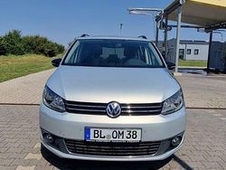 Andere farben Gebraucht 2013 VW Touran Edition Van / Kleinbus | 8.450 € (Etwas zu teuer)