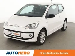 Weiß Gebraucht 2015 VW up! Cup Kleinwagen | 8.490 € (Etwas zu teuer)
