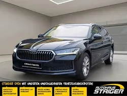 Onyx schwarz metallic Gebraucht 2024 Skoda Superb Selection Kombi | 38.950 € (Superpreis)