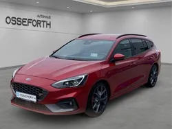 Rot Gebraucht 2021 Ford Focus ST Kombi | 28.990 € (Guter Preis)