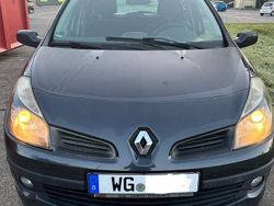 Schwarz Gebraucht 2008 Renault Clio II Limousine | 2.200 € (Fairer Preis)