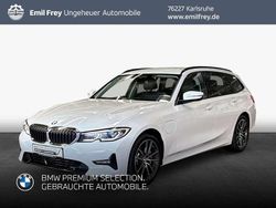 Alpinweiß Gebraucht 2021 BMW 330e Sport Line Kombi | 29.990 € (Fairer Preis)