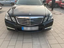 Schwarz Gebraucht 2011 Mercedes 250 Kombi | 10.800 €