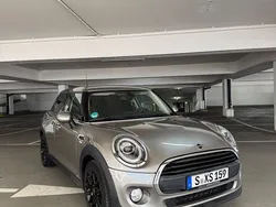 Grau Gebraucht 2019 Mini ONE Kleinwagen | 16.000 € (Etwas zu teuer)