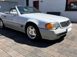 Weiß Gebraucht 1991 Mercedes SL300 Cabrio | 16.900 €