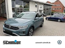 Petroleum blue metallic Gebraucht 2024 VW T-Roc Move SUV | 25.998 € (Superpreis)