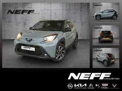 Urban khaki / night sky black Gebraucht 2025 Toyota Aygo Kleinwagen | 17.290 € (Guter Preis)