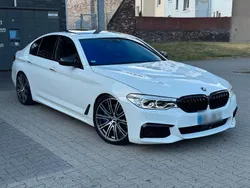 Weiß Gebraucht 2017 BMW M550 M Sport Limousine | 29.500 €