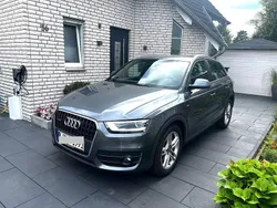 Grau Gebraucht 2012 Audi Q3 Sport SUV | 12.990 € (Guter Preis)