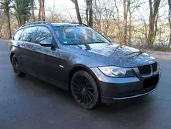 Grau Gebraucht 2006 BMW 318 Kombi | 2.999 € (Fairer Preis)