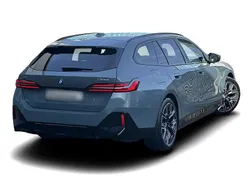 Grün Gebraucht 2024 BMW i5 M Sport Limousine | 96.210 €