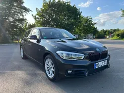 Schwarz Gebraucht 2017 BMW 118 Sport Line Kleinwagen | 15.990 € (Fairer Preis)