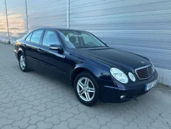 Blau Gebraucht 2005 Mercedes E280 Limousine | 1.999 €