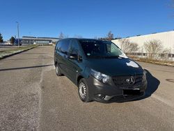 Grün Gebraucht 2021 Mercedes Vito Van / Kleinbus | 23.500 € (Guter Preis)