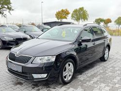 Schwarz Gebraucht 2016 Skoda Octavia Ambition Kombi | 11.450 € (Fairer Preis)