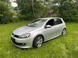 Silber Gebraucht 2012 VW Golf VI R Limousine | 5.999 €