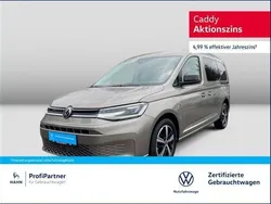 Beige Gebraucht 2023 VW Caddy Maxi Style Van / Kleinbus | 41.790 € (Etwas zu teuer)