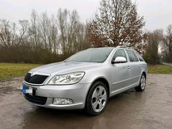 Silber Gebraucht 2010 Skoda Octavia Kombi | 2.500 € (Superpreis)