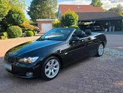 Schwarz Gebraucht 2009 BMW 320 Cabriolet Cabrio | 11.499 € (Fairer Preis)