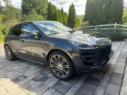 Grau Gebraucht 2016 Porsche Macan Chrono SUV | 47.200 € (Fairer Preis)
