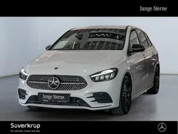 Weiß Gebraucht 2023 Mercedes B250e Premium Van / Kleinbus | 32.580 € (Guter Preis)