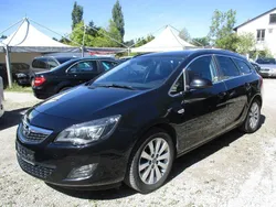 Schwarz Gebraucht 2011 Opel Astra Kombi | 2.490 € (Superpreis)