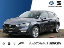 Grau Neu 2024 Seat Leon Style Limousine | 25.990 € (Teuer)
