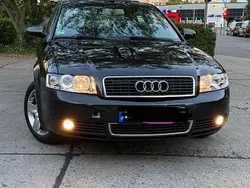 Schwarz Gebraucht 2003 Audi A4 Limousine | 3.000 € (Fairer Preis)