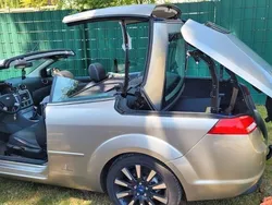 Beige Gebraucht 2009 Ford Focus Cabriolet Trend Cabrio | 7.200 € (Teuer)