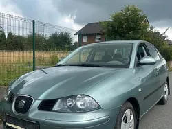 Grün Gebraucht 2003 Seat Cordoba Limousine | 3.500 € (Teuer)
