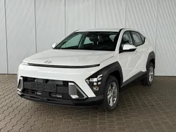 Atlas white Neu 2025 Hyundai Kona Comfort SUV | 25.339 € (Fairer Preis)
