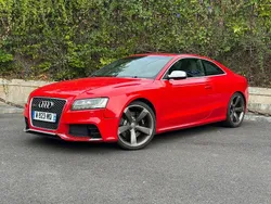 Rot Gebraucht 2011 Audi RS5 Sport | 18.990 €