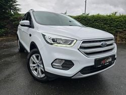 Weiß Gebraucht 2017 Ford Kuga Cool & Connect SUV | 11.850 € (Guter Preis)