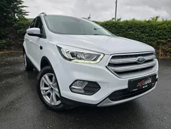 Weiß Gebraucht 2017 Ford Kuga Cool & Connect SUV | 12.200 € (Guter Preis)
