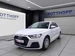 Weiss Gebraucht 2021 Audi A1 Sportback Comfort Kleinwagen | 17.450 € (Guter Preis)