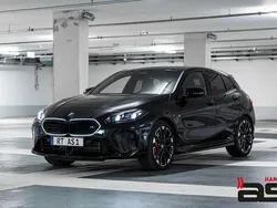 Schwarz Gebraucht 2025 BMW M135 Performance Kleinwagen | 59.890 €