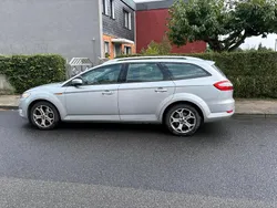 Grau Gebraucht 2007 Ford Mondeo Kombi | 2.999 € (Teuer)