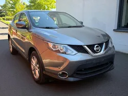 Grau Gebraucht 2016 Nissan Qashqai Acenta SUV | 11.000 € (Fairer Preis)