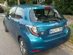 Blau Gebraucht 2013 Toyota Yaris Edition Limousine | 5.300 € (Fairer Preis)