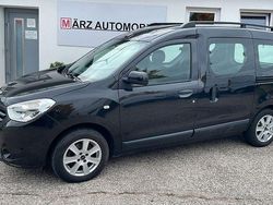 Schwarz Gebraucht 2016 Dacia Dokker Lauréate Van | 10.490 € (Fairer Preis)