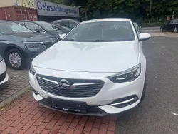 Weiß Gebraucht 2017 Opel Insignia Innovation Limousine | 16.999 € (Superpreis)