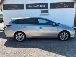 Grau Gebraucht 2017 Toyota Auris Touring Sports Executive Kombi | 9.800 € (Fairer Preis)