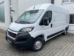 Kaolin weiß Gebraucht 2024 Peugeot Boxer S Van | 29.830 € (Fairer Preis)