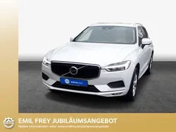 Crystal weißperleffekt Gebraucht 2019 Volvo XC60 Momentum SUV | 30.350 €