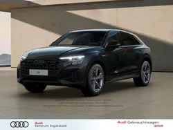 Mythosschwarz metallic Gebraucht 2024 Audi Q8 Ambiente SUV | 74.890 € (Guter Preis)