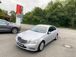 Silber Gebraucht 2012 Mercedes E200 Elegance Limousine | 12.490 € (Fairer Preis)