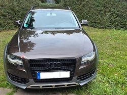 Braun Gebraucht 2011 Audi A4 Allroad Kombi | 8.599 € (Etwas zu teuer)