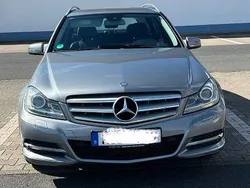 Silber Gebraucht 2012 Mercedes C180 Avantgarde Limousine | 11.300 €