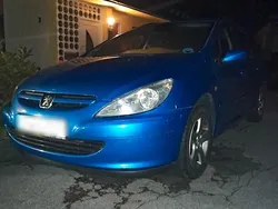 Blau Gebraucht 2008 Peugeot 307 Kombi | 1.999 €